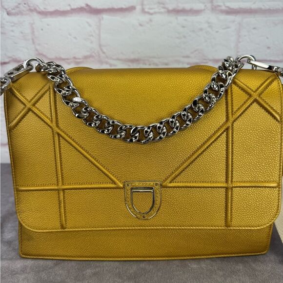 CHRISTIAN DIOR Metallic Grained Calfskin Diorama Satchel Gold - Picture 2 of 14